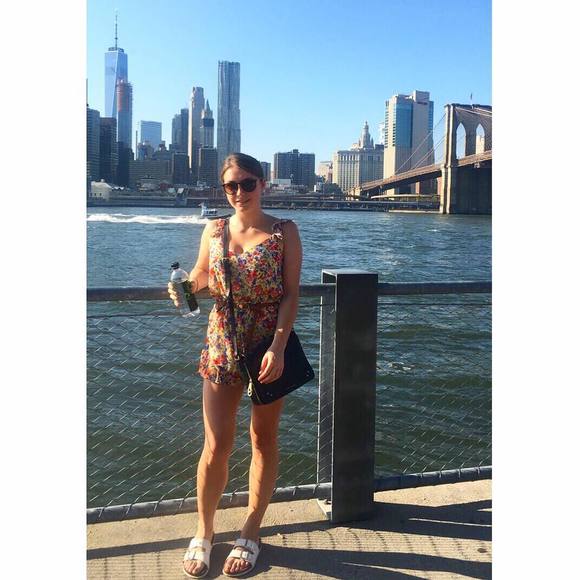 Meet your Posher, Tara - Picture 1 of 1